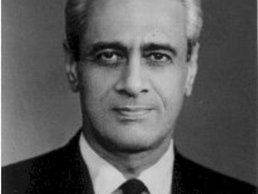 डॉ सतीशधवन