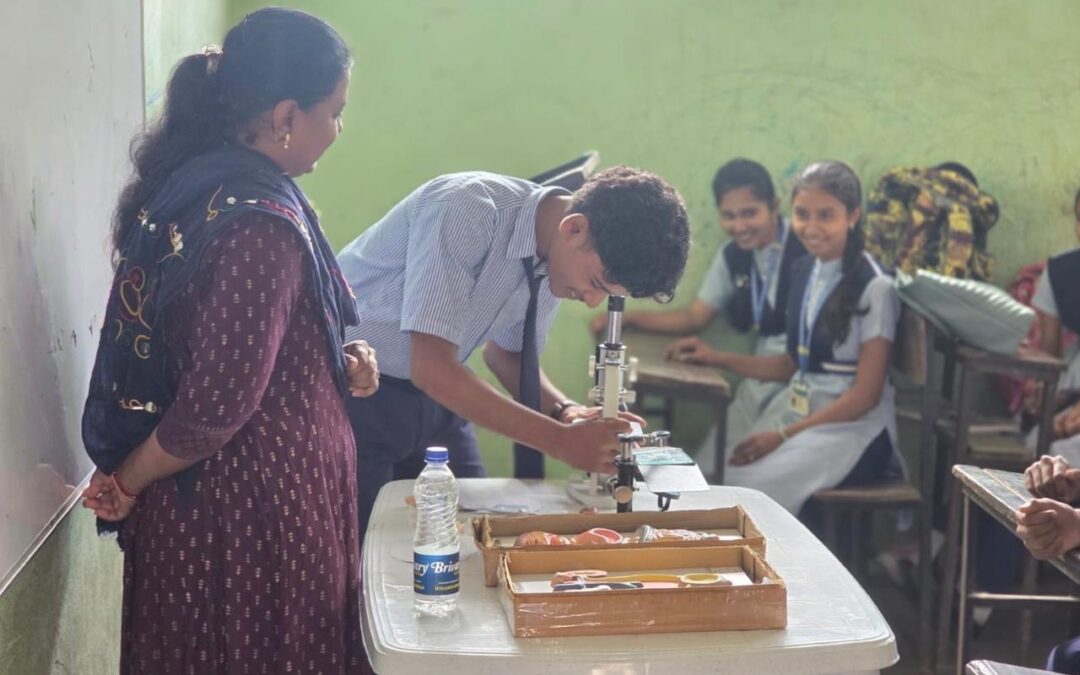 विद्यार्थ्यांमध्ये विज्ञानाची आवड निर्माण करणे काळाची गरज – डॉक्टर रामेश्वर नाईक